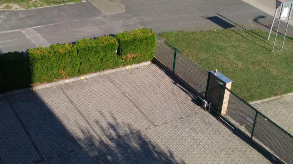 Amanda Apartman Siófok Zewnętrze zdjęcie